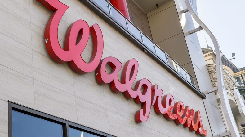 LAS VEGAS, NV/USA JAN 17 2015: Walgreens pharmacy on the Vegas strip. - Image